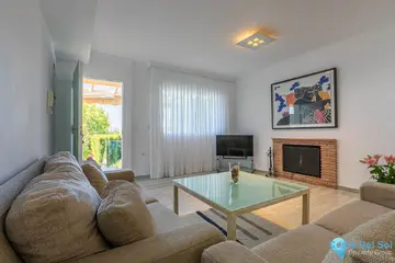 4 bedroom House for Sale in Costabella-31874