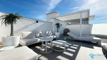 2 bedroom Apartment for Sale in New Golden Mile-82842