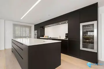 4 bedroom Apartment for Sale in Nueva Andalucía-32084