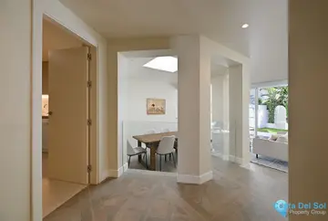4 bedroom Apartment for Sale in Elviria-32111