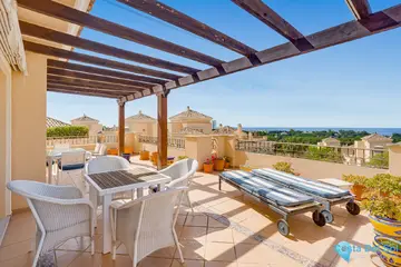 4 bedroom Apartment for Sale in Elviria-32210