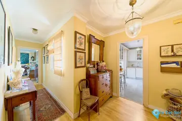 3 bedroom Apartment for Sale in Málaga Centro-32275