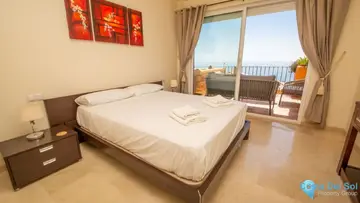 2 bedroom Apartment for Sale in La Duquesa-15845