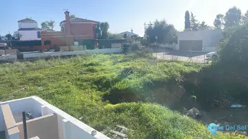 1644m2 Plot for Sale in Estepona-32632