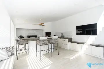 5 bedroom House for Sale in El Paraiso-32648