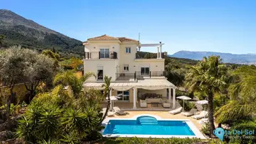 4 bedroom House for Sale in Alhaurín el Grande