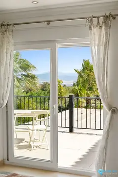 4 bedroom House for Sale in Alhaurín el Grande-32698