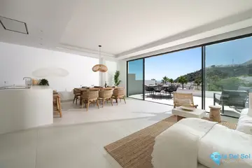 4 bedroom House for Sale in Benalmadena Pueblo-32828