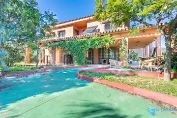 5 bedroom House for Sale in Mijas