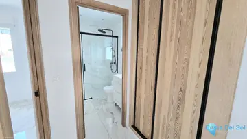 8 bedroom House for Sale in Riviera del Sol-32947