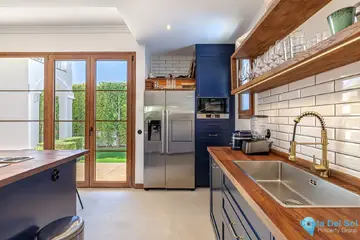 4 bedroom House for Sale in Selwo-32960