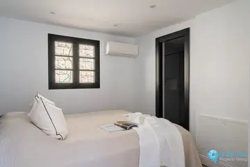 5 bedroom House for Sale in Casares-33004