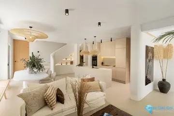 5 bedroom House for Sale in El Pinillo-33049