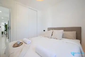 3 bedroom Apartment for Sale in Calahonda-33081