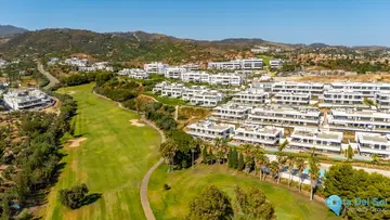 2 bedroom Apartment for Sale in Marbella-33191