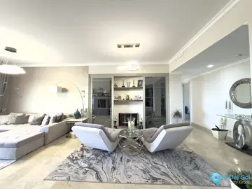 3 bedroom Apartment for Sale in Elviria-33253