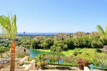 3 bedroom Apartment for Sale in Elviria-33242