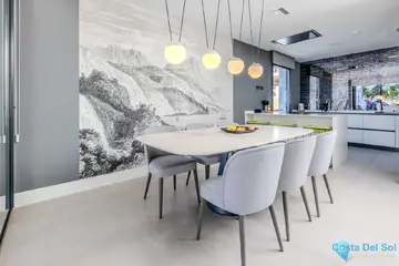 4 bedroom House for Sale in Selwo-33256