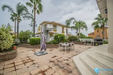 4 bedroom House for Sale in San Pedro de Alcántara