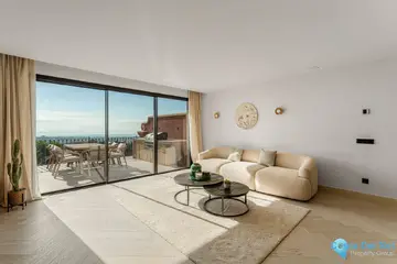 4 bedroom Apartment for Sale in La Quinta-33411