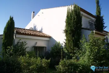 3 bedroom House for Sale in El Paraiso-15948