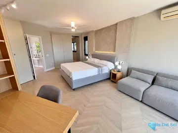 5 bedroom House for Sale in Riviera del Sol-33555