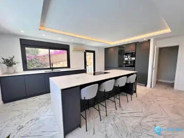 5 bedroom House for Sale in Riviera del Sol-33544