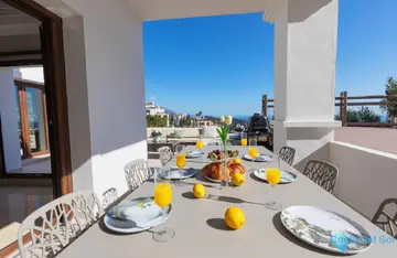 4 bedroom House for Sale in Benahavís-33550