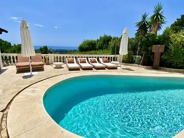 4 bedroom House for Sale in El Padron-33563