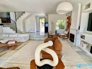 4 bedroom House for Sale in El Padron-33574