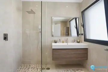 4 bedroom House for Sale in El Chaparral-33671
