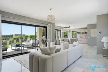 4 bedroom House for Sale in El Chaparral-33665