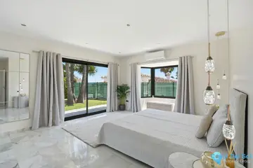 4 bedroom House for Sale in El Chaparral-33670