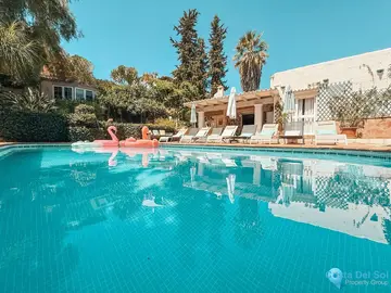 5 bedroom House for Sale in Nueva Andalucía