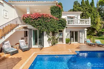 4 bedroom House for Sale in Nagüeles