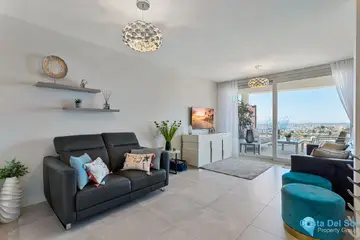 2 bedroom Apartment for Sale in Fuengirola-15995