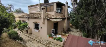 3 bedroom House for Sale in Río Real