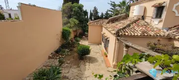 3 bedroom House for Sale in Río Real-33932
