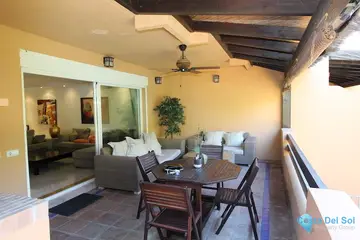 4 bedroom House for Sale in The Golden Mile-33961