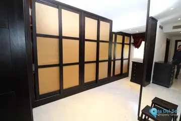 4 bedroom House for Sale in The Golden Mile-33966