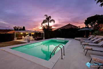 4 bedroom House for Sale in Elviria