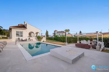 4 bedroom House for Sale in Elviria-34064