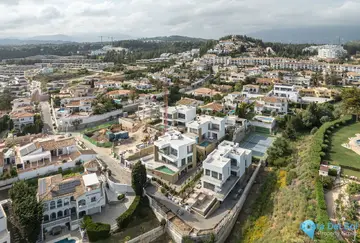 4 - 5 bedroom House for Sale in Mijas Costa