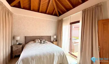 3 bedroom Apartment for Sale in New Golden Mile-34443