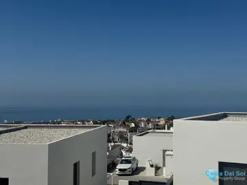 3 bedroom House for Sale in Riviera del Sol-16042