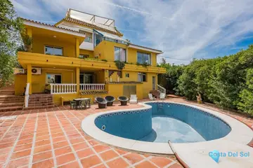 9 bedroom House for Sale in El Rosario