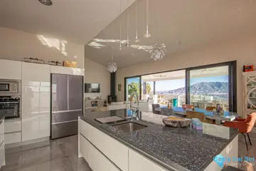 4 bedroom House for Sale in La Mairena-34518