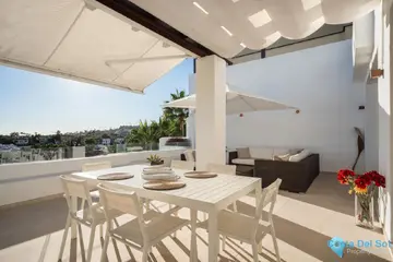 3 bedroom Apartment for Sale in Nueva Andalucía-34550