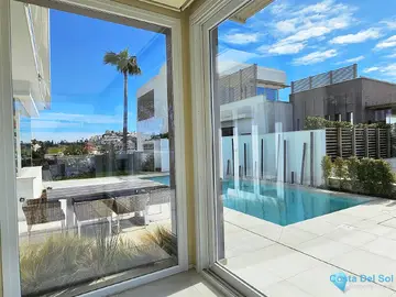 5 bedroom House for Sale in Riviera del Sol-34609