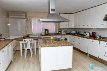 6 bedroom House for Sale in Estepona-34697